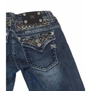 Miss Me Stretch Mid Rise Women's Jean Bermuda Shorts 29 Style JP5002M54